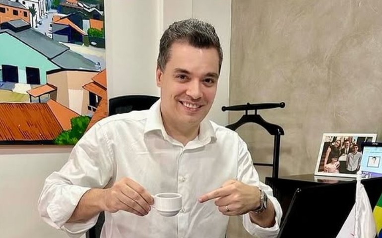 Renúncia de vice e bolsonarismo na Assembleia atrapalham plano de sucessão de governadora petista no Rio Grande do Norte