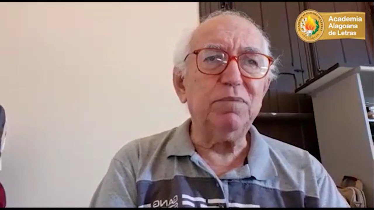 VÍDEO: Academia Alagoana de Letras e o Projeto Alagoanidades; hoje com o Acadêmico Benedito Ramos
