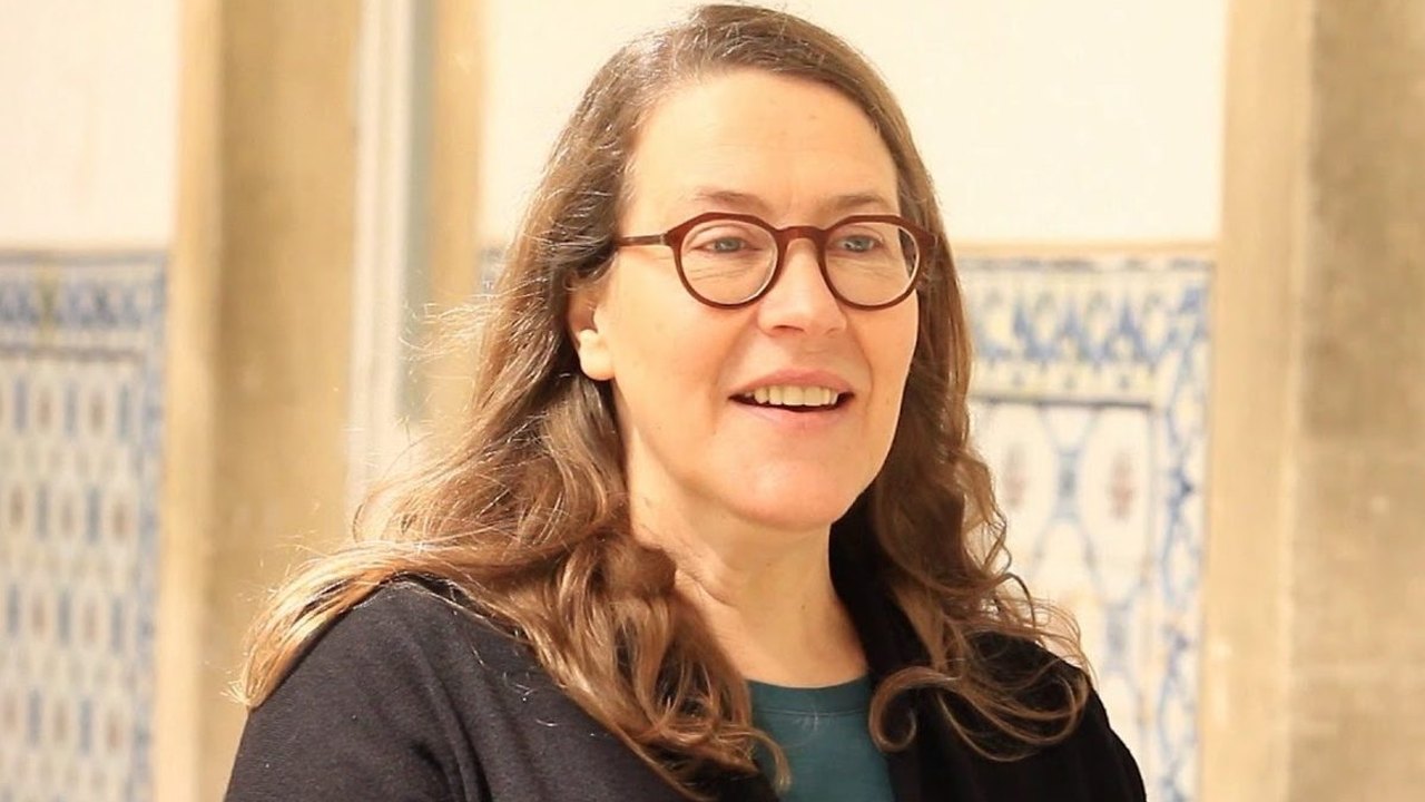 Bienal do Livro: Gabriela Albergaria conta como a natureza influencia sua obra