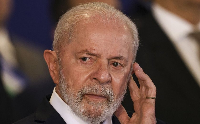 Lula anuncia repactuação do desastre em Mariana para outubro