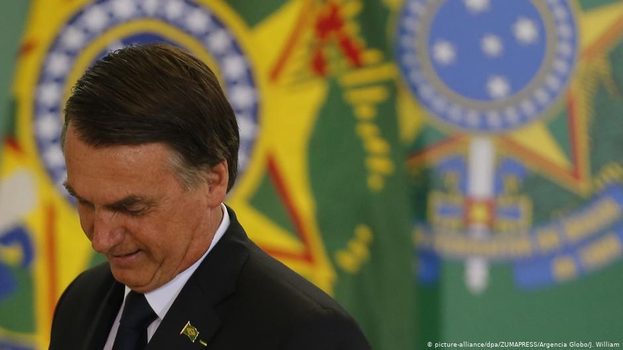 Turbulência, família e radicalismo: o primeiro ano de Bolsonaro