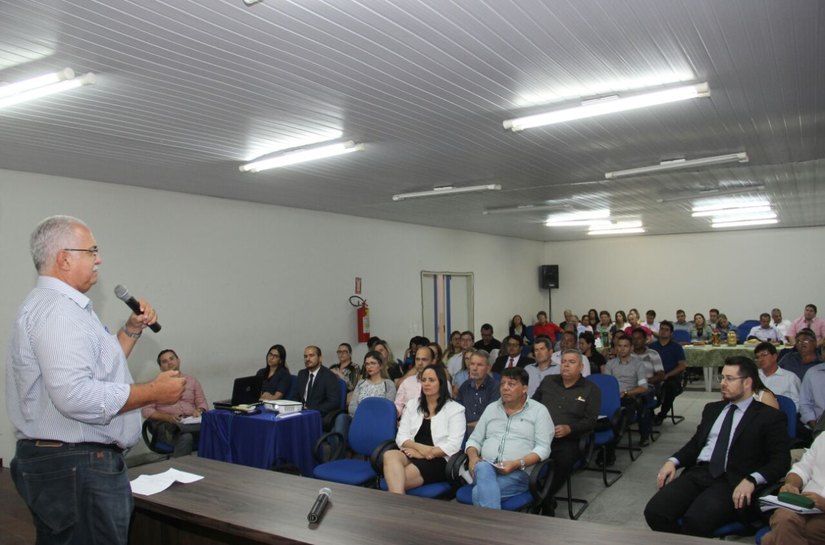 Rogério realiza1ª reunião de alinhamento entre secretários de Arapiraca