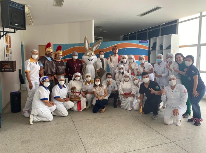 Hospital de Emergência do Agreste realiza Paixão de Cristo e atividades infantis em celebração da Páscoa