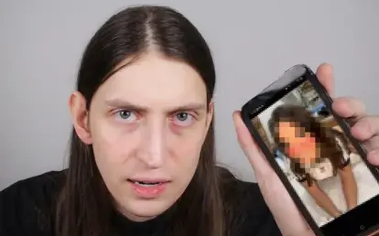 Após denúncias, Felca afirma ter ficado sem renda