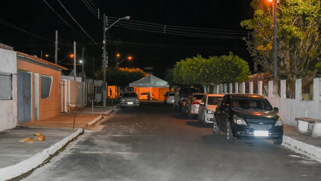 Nova Maceió pavimenta 25 ruas do Conjunto Village Campestre
