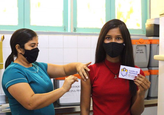 Traipu avança na vacinação contra Covid-19 e se torna um dos municípios mais adiantados de Alagoas, imunizando adolescentes a partir de 12 anos
