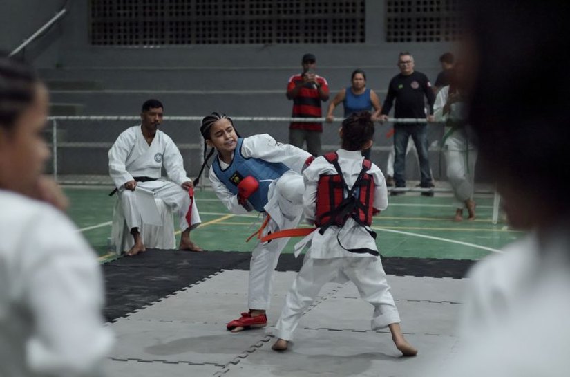 Arapiraquense sobe ao pódio no 2º Campeonato Open Brasil de Karatê-do em São Miguel dos Campos