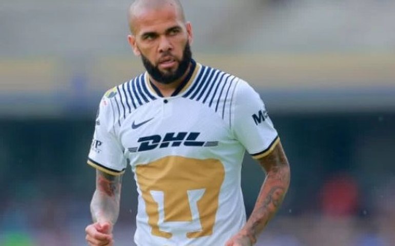 Daniel Alves presta novo depoimento à Justiça espanhola