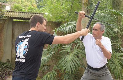 Krav Maga Mestre Kobi promoverá seminário prático de defesa pessoal com Bastão Tático Retrátil em Maceió