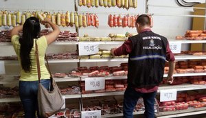 fiscalização nos supermercados