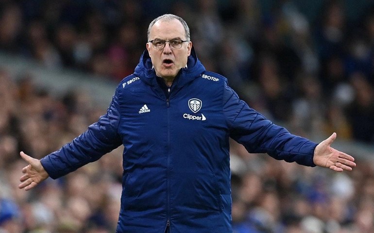 Bielsa estreia no comando do Uruguai com vitória por 4 a 1 sobre a Nicarágua