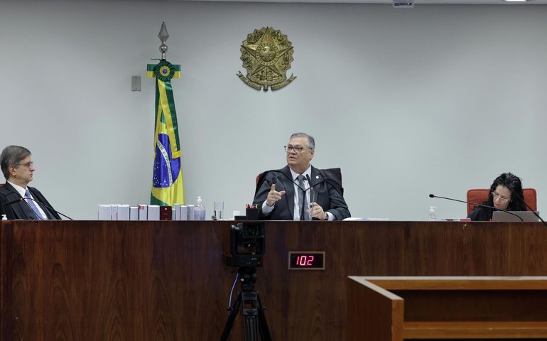 STF forma maioria para condenar cinco réus do núcleo 2 por articulação golpista