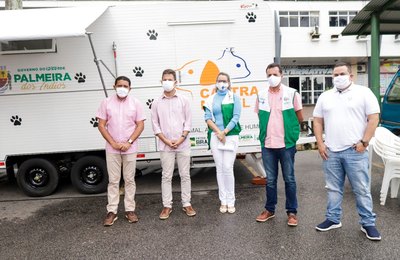 Prefeito Júlio Cezar entrega dois importantes serviços na área da saúde de Palmeira