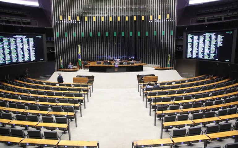 Câmara aprova acordo com a Holanda sobre informações sigilosas; proposta vai ao Senado