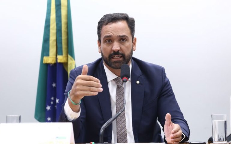 Comissão aprova projeto que prevê desembarque fora da parada de ônibus durante a noite