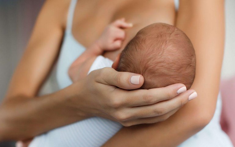 Curso de manejo clínico da amamentação está com inscrições abertas