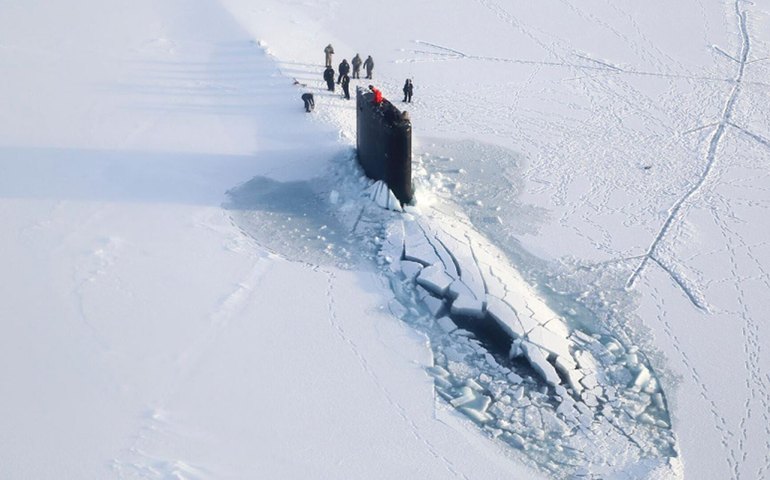 EUA enviam submarino nuclear para porto da Islândia em meio à concorrência com a Rússia no Ártico