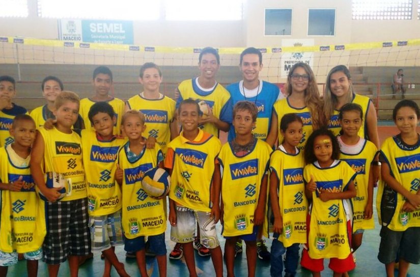 Semel retoma aulas do Viva Vôlei no Ginásio Arivaldo Maia
