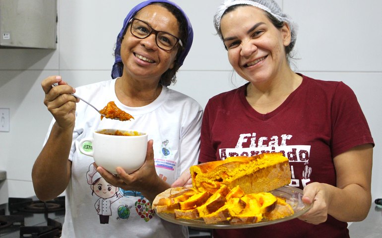 Ifal Marechal cria receitas com abóbora e inhame roxo para agricultoras de Estrela de Alagoas
