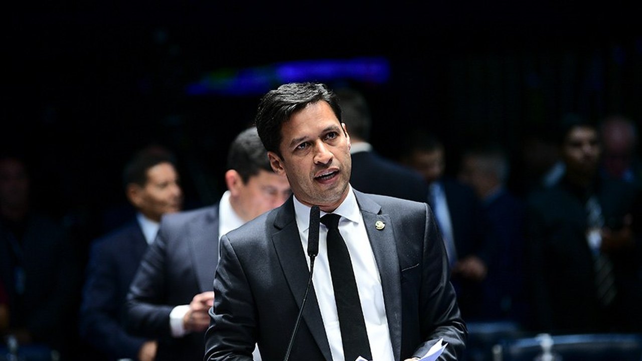 Lealdade e governo em transição
