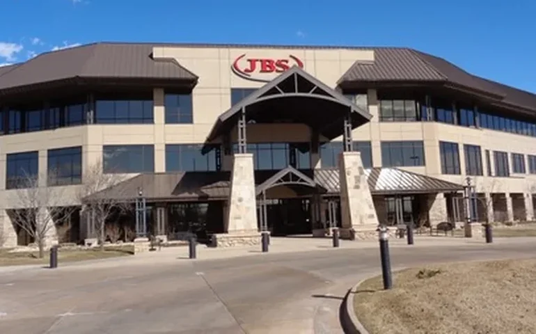 JBS assina memorando com Nigéria e prevê investir US$ 2,5 bi para construir 6 fábricas