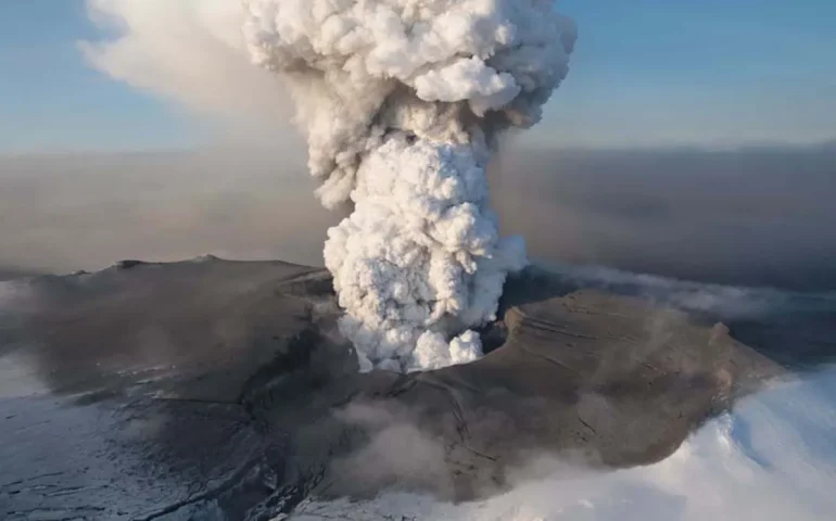 Após 150 tremores em uma noite, supervulcão provoca pânico na Itália; vídeos