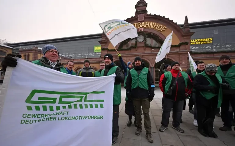 Greve de trabalhadores na Alemanha reivindica melhores salários