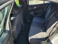 Fiat Fastback 2026 aposta na eletrificação leve para crescer no mercado - Divulgação (12).jpeg 