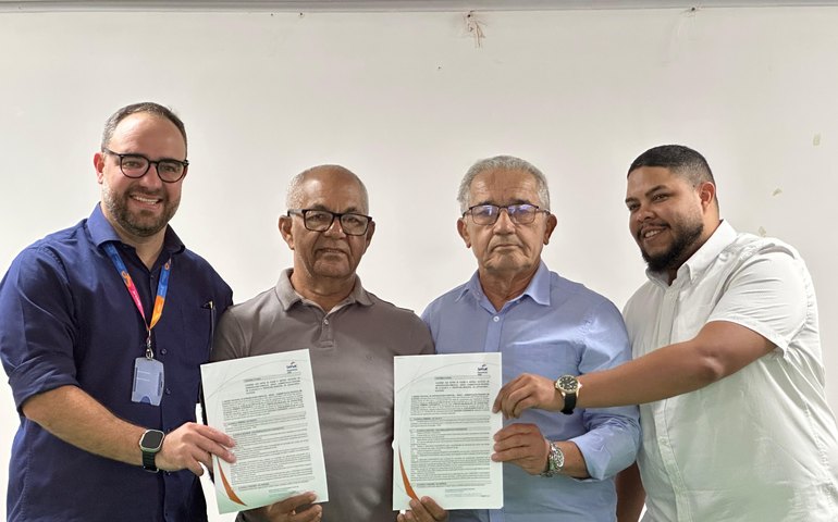 Em Japaratinga, Senac Alagoas forma 80 alunos e firma novo convênio para qualificação profissional