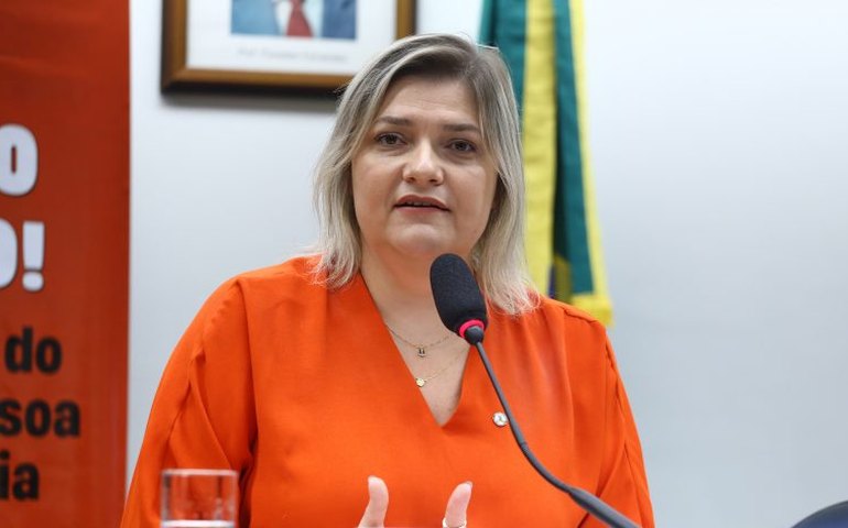 Capacitismo é barreira para educação inclusiva, dizem especialistas