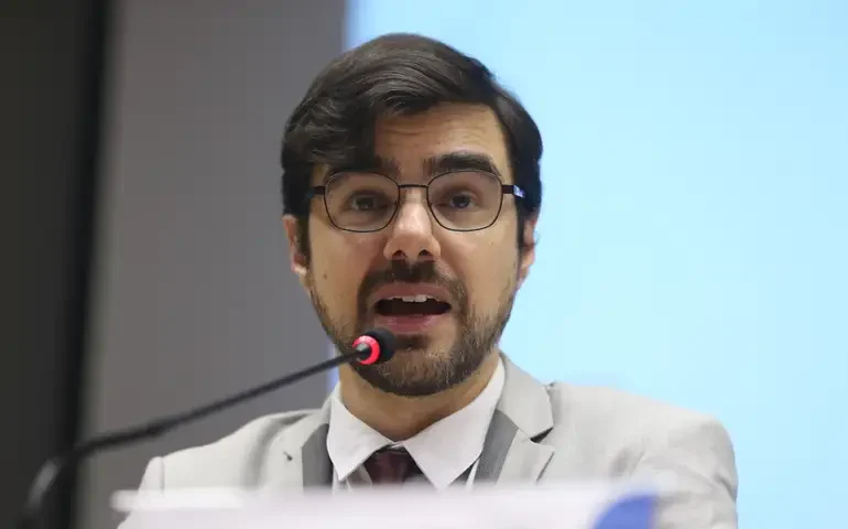 Para secretário da Fazenda, balanço de riscos do cenário externo é menos adverso que antes