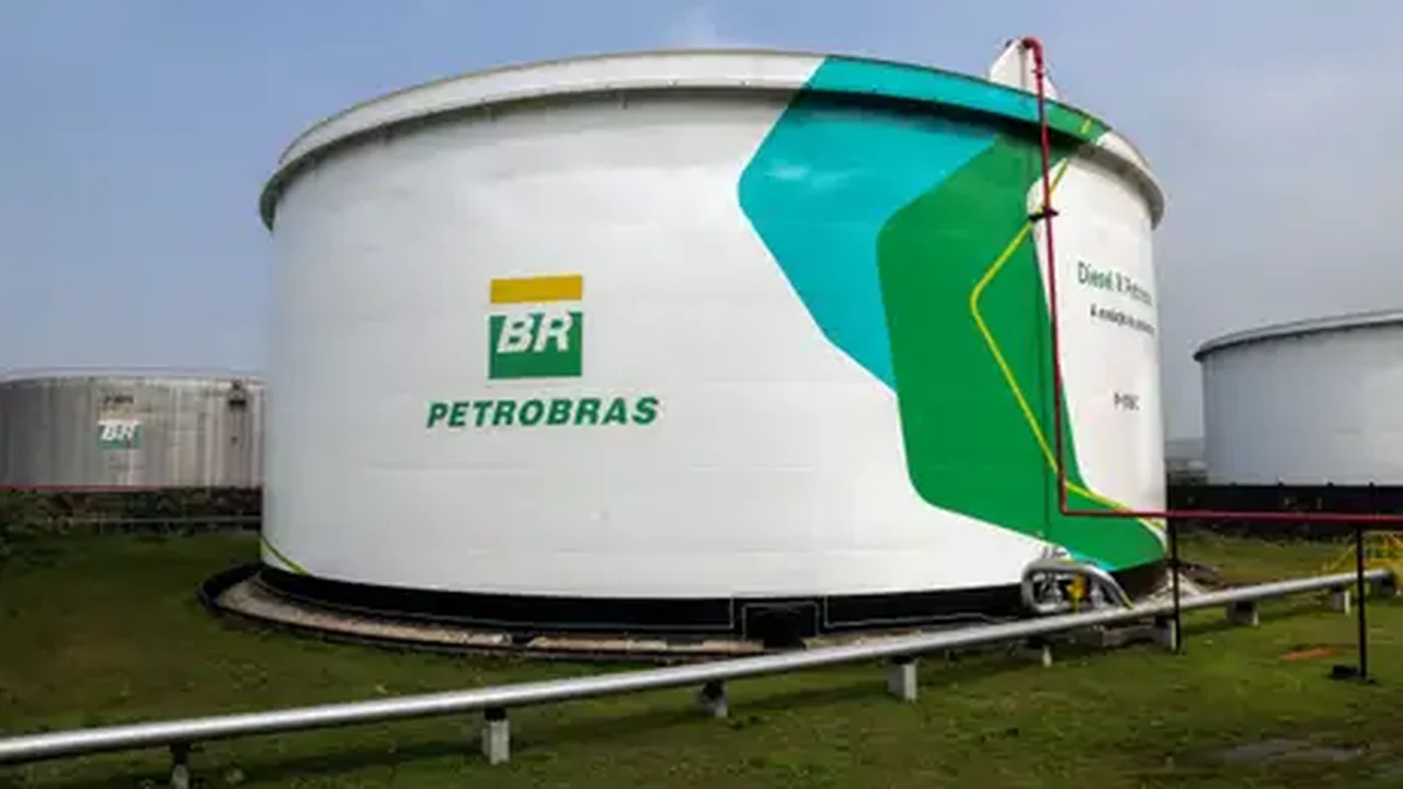 Transpetro abre propostas de gaseiros no dia 22/9 e negocia com Petrobras mais 9 embarcações