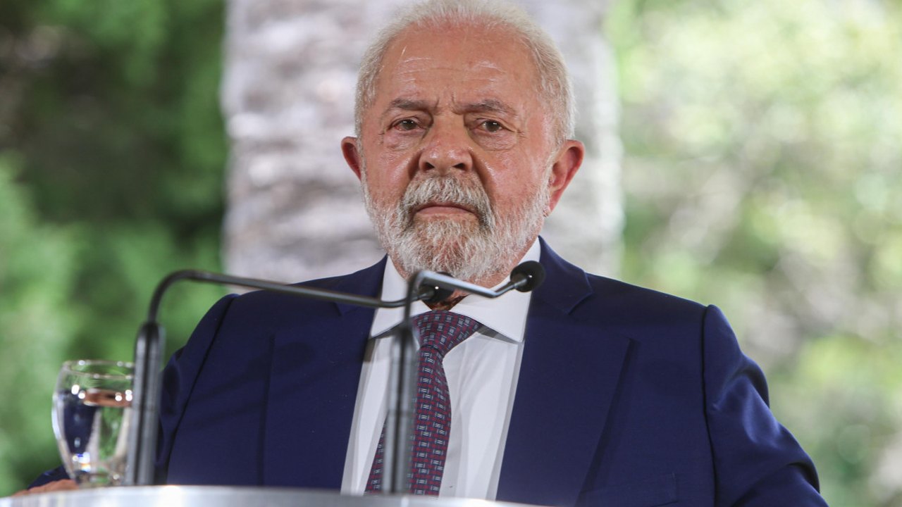 AGU silencia sobre fala de Lula que chama impeachment de golpe