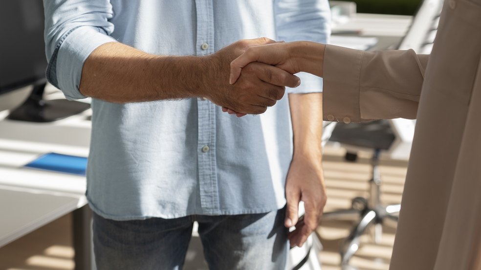 Como evitar conflitos e fortalecer a parceria entre condomínios e corretores de imóveis