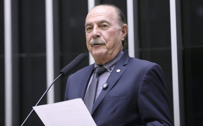 Comissão aprova prioridade para gestantes e lactantes no acesso a vacina e medicamentos durante pandemias