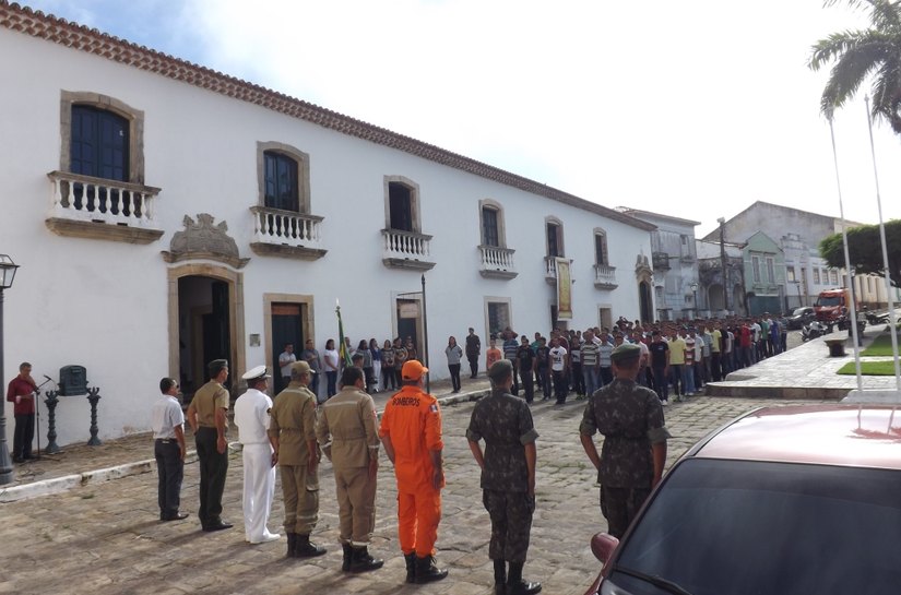 Tiro de Guerra de Penedo realiza entrega de Certificado de Dispensa
