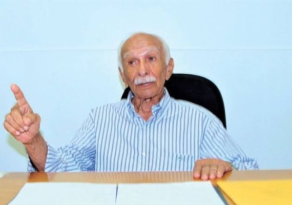 Moacir Teófilo, fundador do Colégio Bom Conselho e símbolo do ensino no agreste, morre aos 97 anos