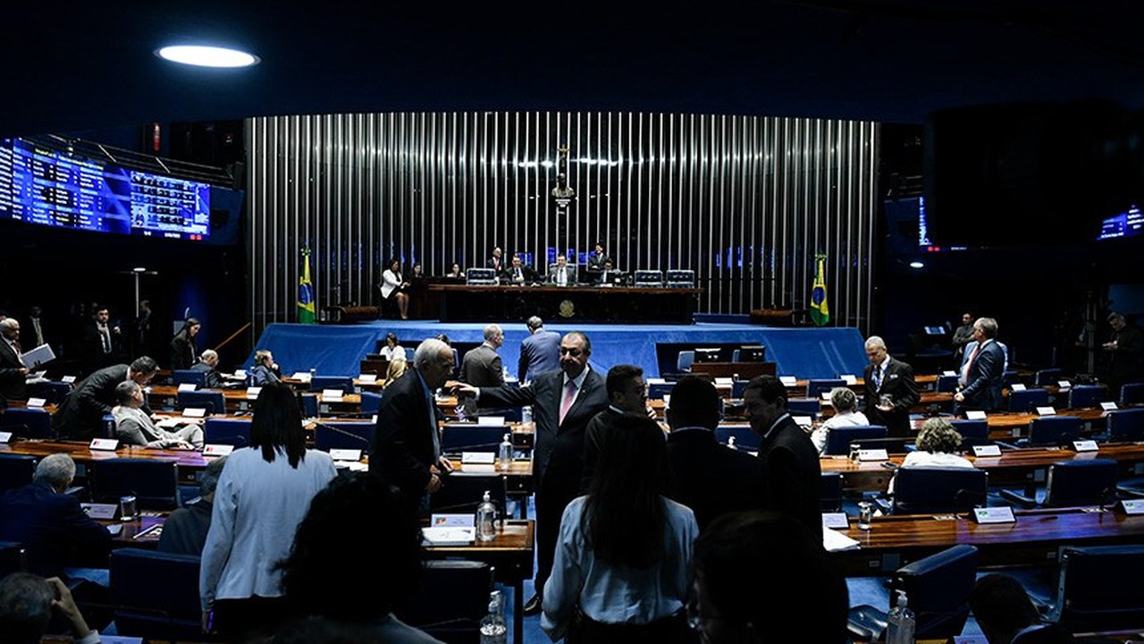 Plenário confirma Julio Bitelli como embaixador do Brasil na Argentina