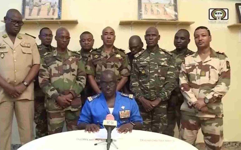 Países da África Ocidental concordam em planejar 'possível intervenção' militar no Níger