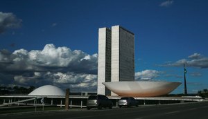 monumentos_brasilia_cupula_plenario_da_camara_dos_deputados3103201337.jpg / Foto: Agência Brasil