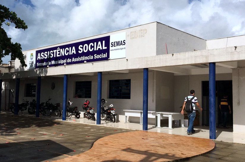 Assistência Social inicia mudança para nova sede no bairro do Poço