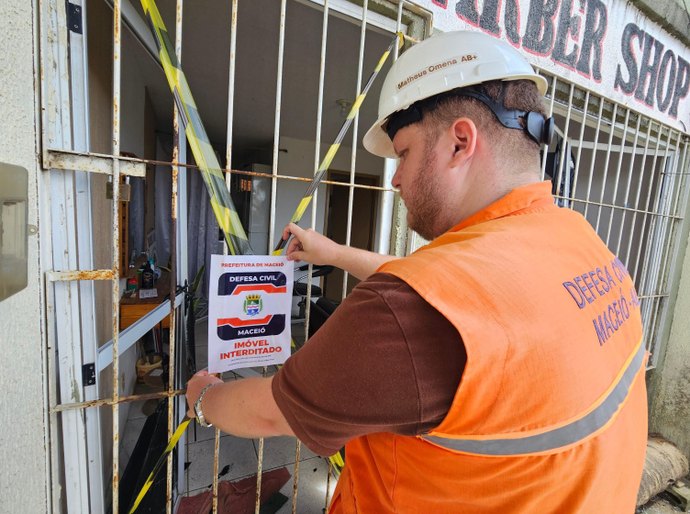 Entenda quando imóveis podem ser interditados pela Defesa Civil de Maceió