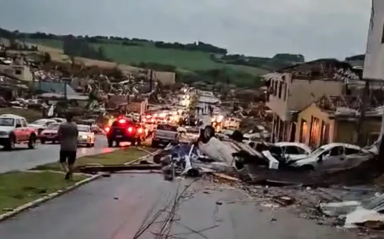 MP libera R$ 59 milhões para socorro a famílias atingidas por desastres no Paraná