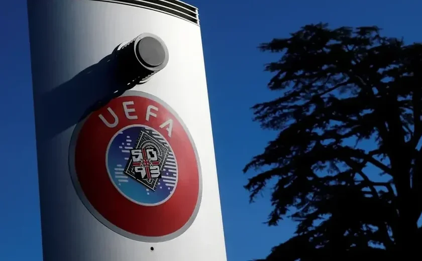 PSG é multado pela Uefa por causa de confusão de torcedores na final da Champions League