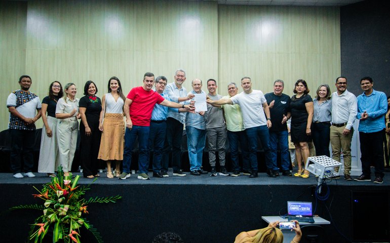 Governador prestigia apresentação do projeto de expansão do Campus do Sertão e mantém parceria com a Ufal