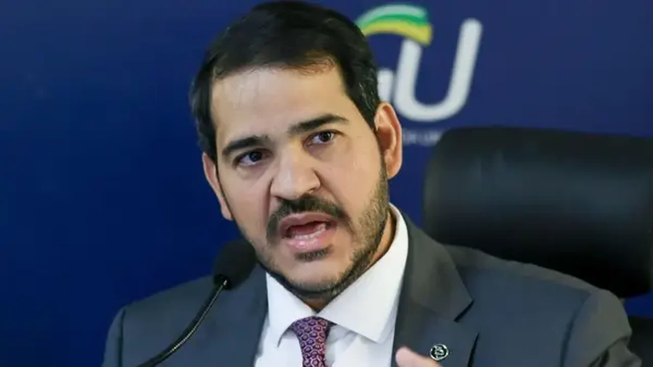 Palácio do Planalto confirma indicação de Jorge Messias ao STF
