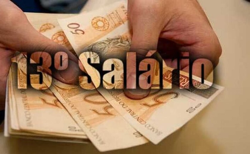 Prefeitura de Penedo paga 13º salário dos aniversariantes de dezembro