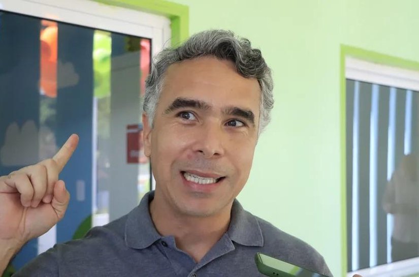 Justiça Eleitoral condena Rafael Brito por propaganda antecipada