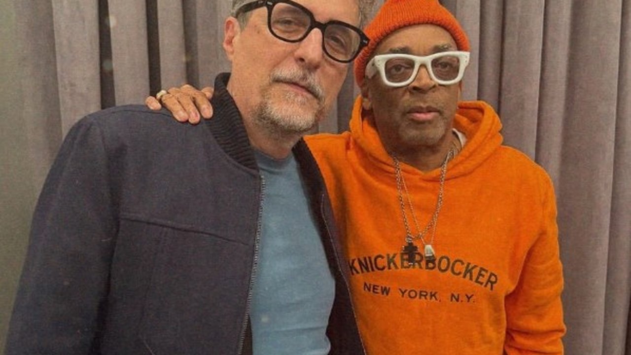 Ao lado de Spike Lee, Kleber Mendonça Filho apresenta 'O agente secreto' para estudantes de cinema em Nova York