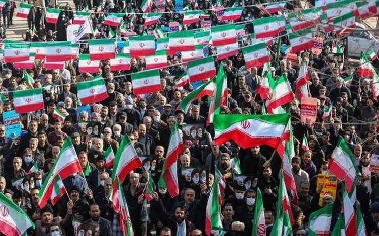 Irã: governo reconhece ‘dezenas de milhares’ detidos em protestos